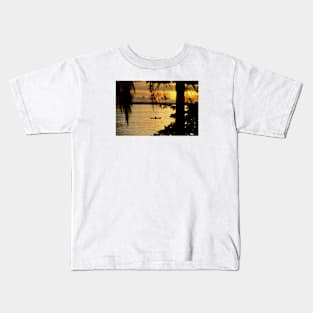 Fisherman in a canoe / Swiss Artwork Photography Kids T-Shirt